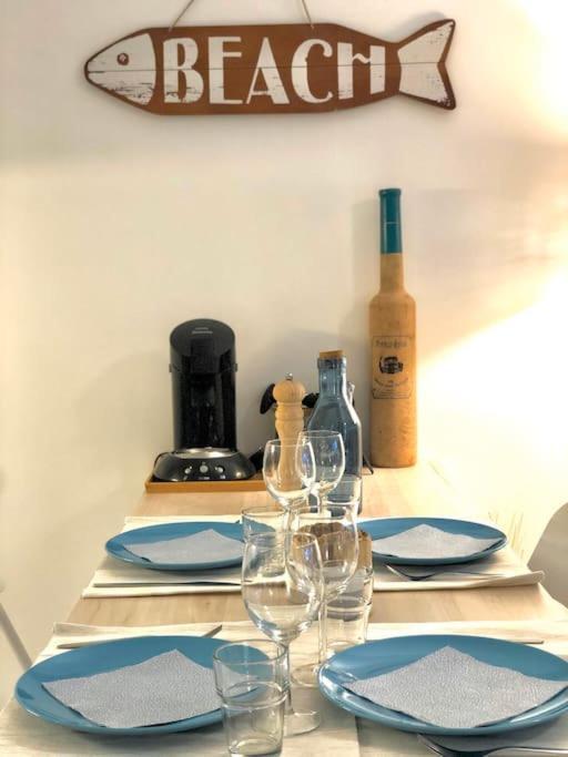 Le Brusc. Design, Parking, Wifi & Double Vue! Διαμέρισμα Six-Fours-les-Plages Εξωτερικό φωτογραφία
